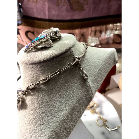 Vintage Lisner Watermelon AB Demi-Parure Necklace and Earrings - Picture 2 of 3